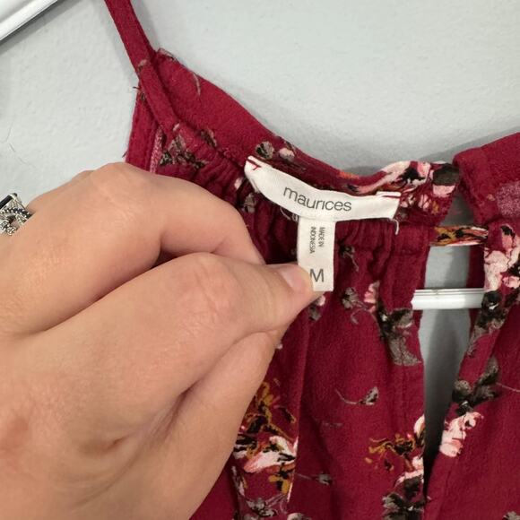 Maurices Dark Red Floral Print Keyhole Neckline Tank Top Women's Size Medium - Picture 4 of 7